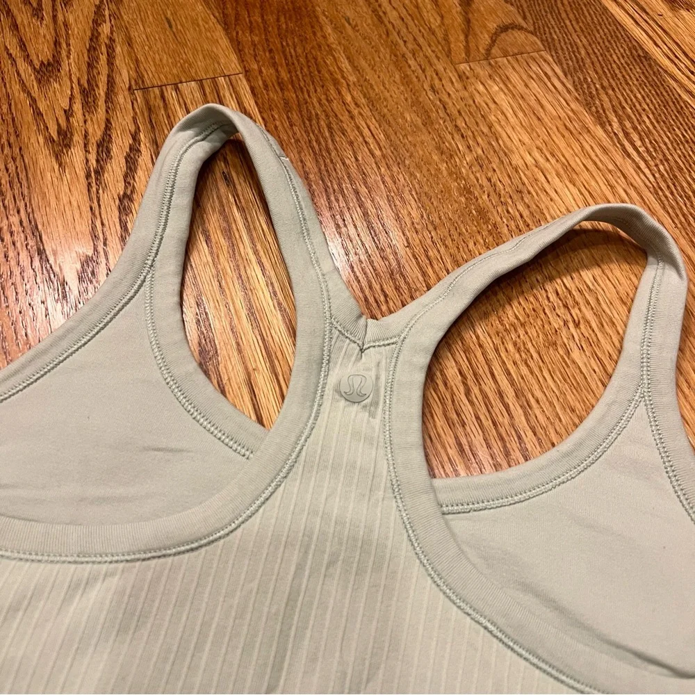 Lululemon Ebb to Street Tank Top Cropped Green Arctic Mint Size 6